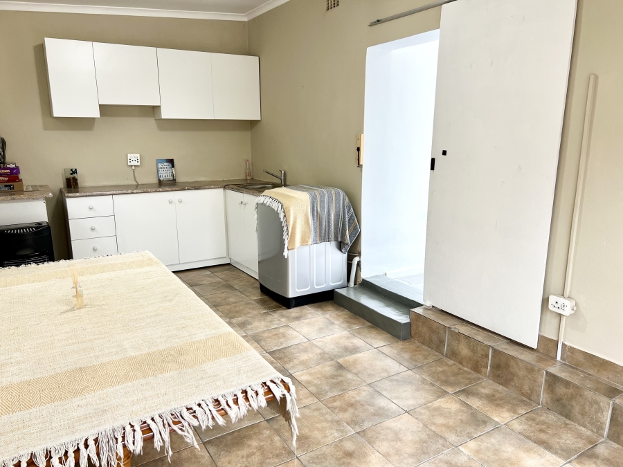 4 Bedroom Property for Sale in Churchill Estate Western Cape